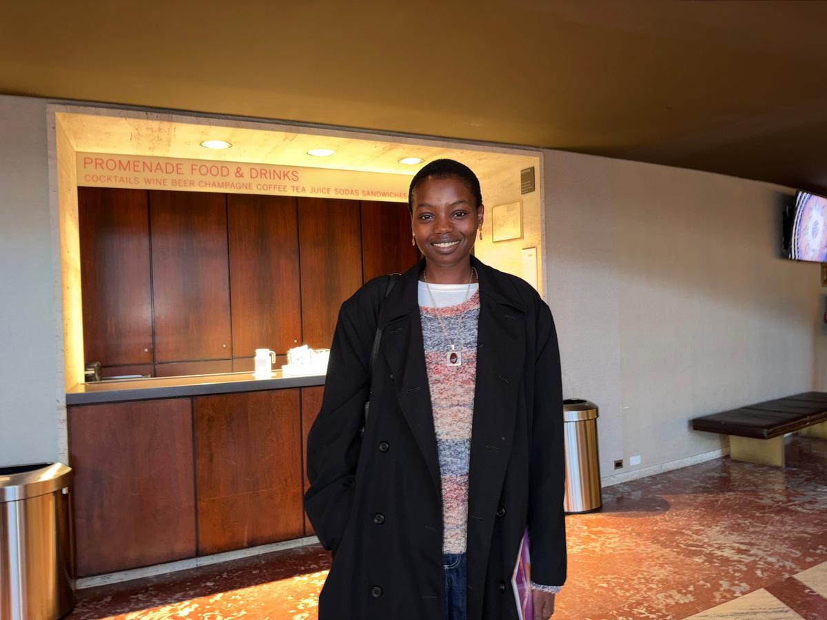 Shen Yun is ‘Very Grounding,’ Says Fashion Model in New York City