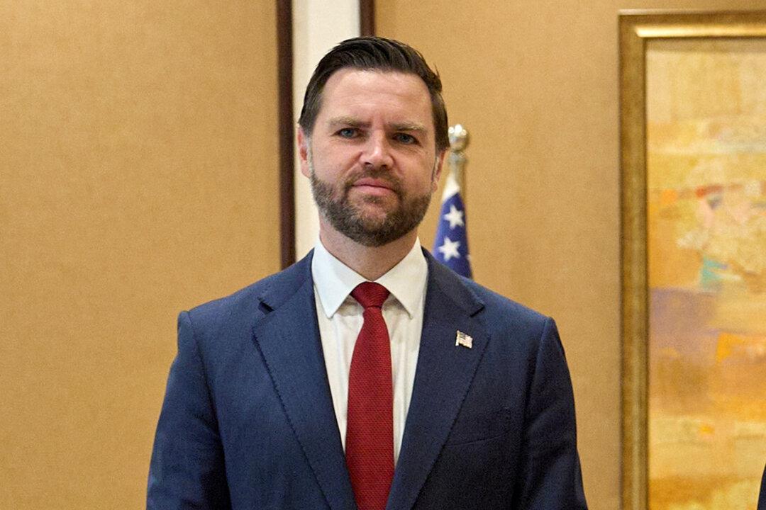 Vance Says US Made Progress in Peace Talks, Ball in Iran’s Court