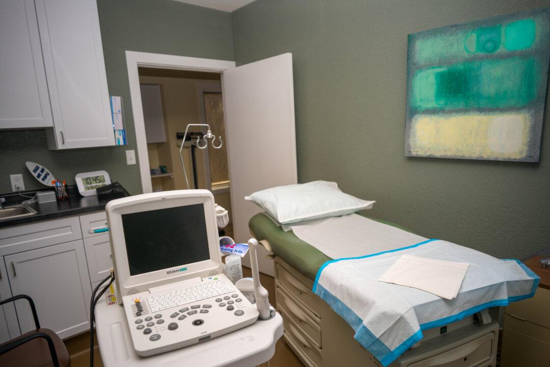 Prosecutors Withheld Key Evidence in Cases Against Abortion Clinic Protesters: DOJ