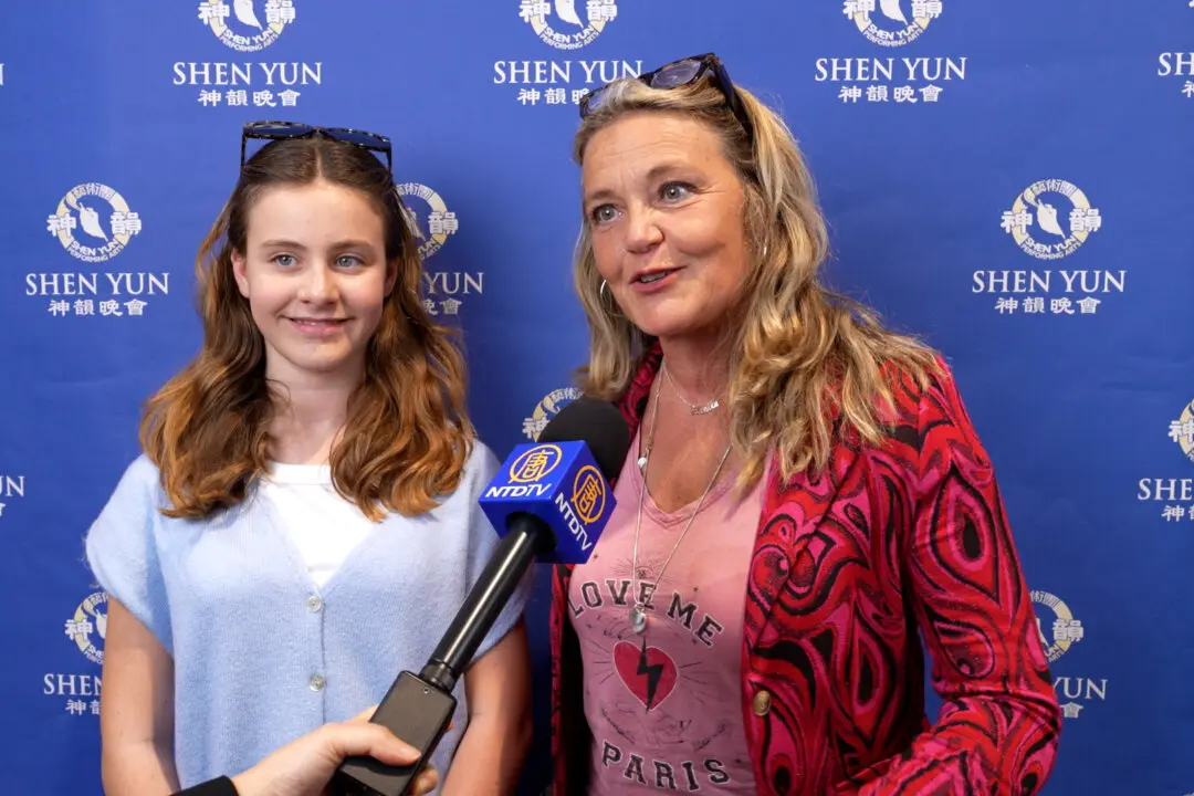 Lyon Audiences Describe Shen Yun as a Deeply Moving, Spiritually Uplifting Experience
