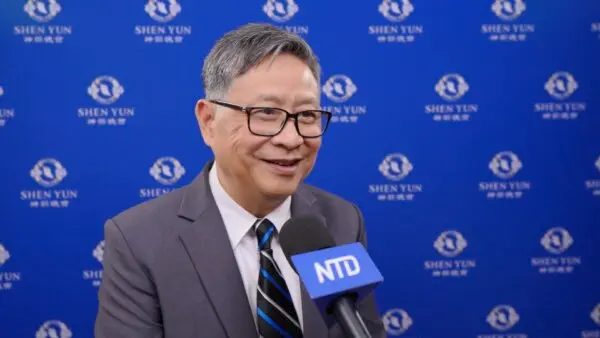 Chinese Entrepreneur Hails Shen Yun as a ‘Great Achievement’