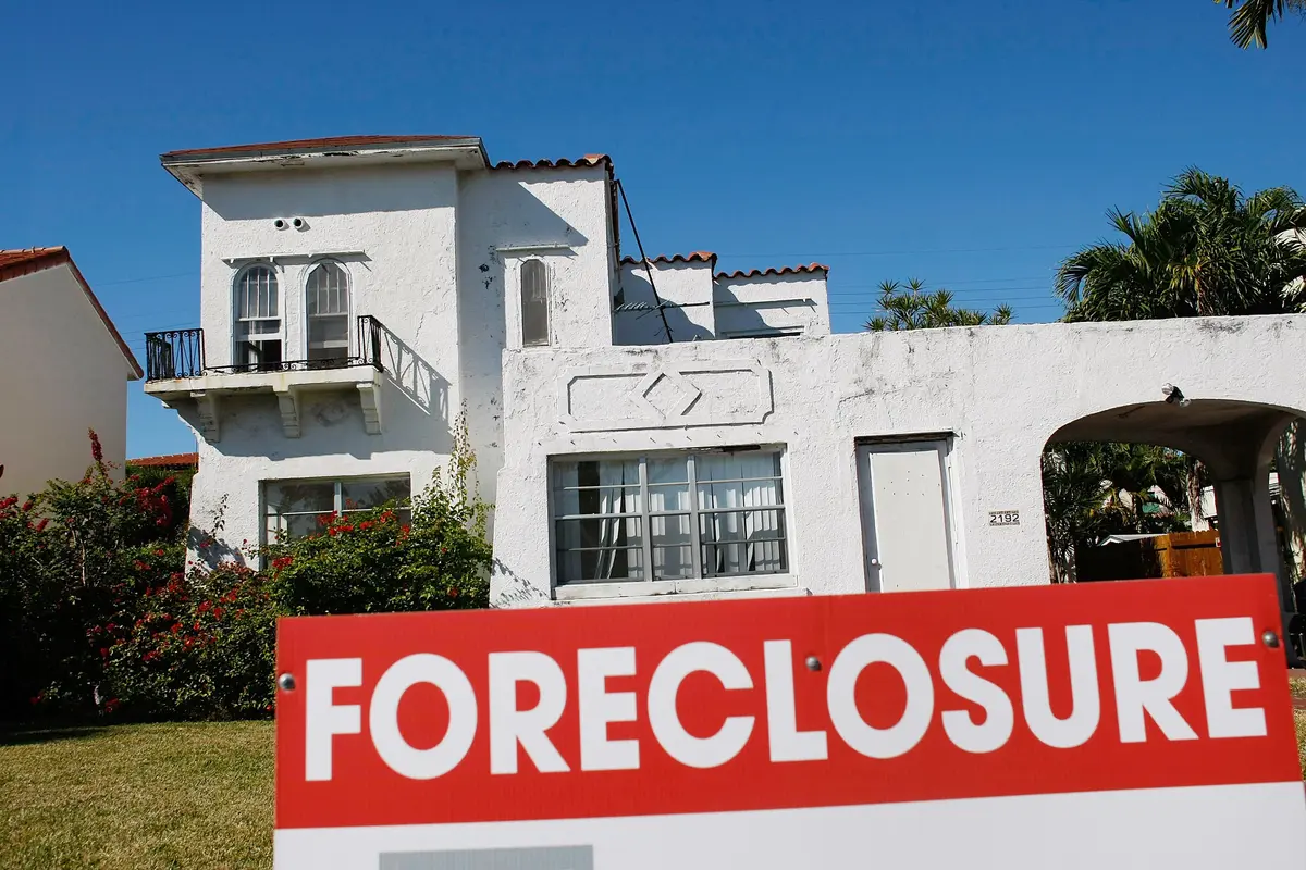 More Than 227,000 US Property Foreclosure Filings in First Half of 2026