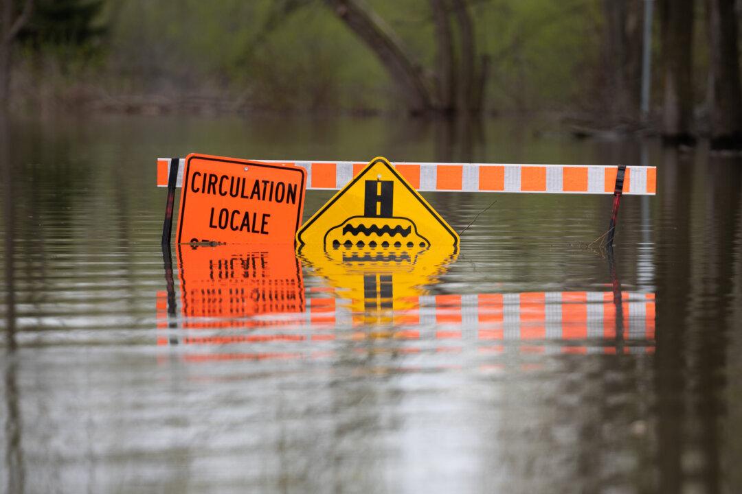 Sandbags Come out as Communities From Quebec to Manitoba Prepare for Spring Flooding