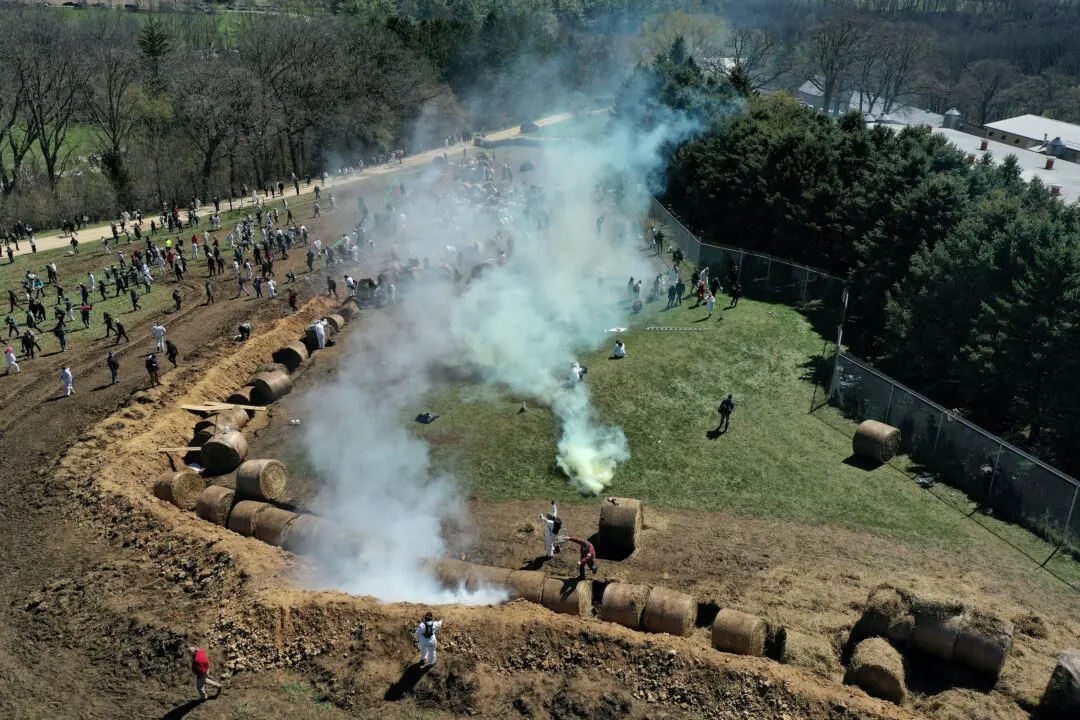 Hundreds of Activists Attempt to Storm Wisconsin Beagle Research Facility; Some Arrested