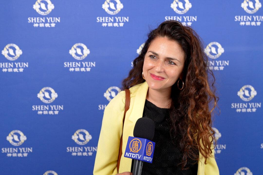 ‘Beyond Its Aesthetic Appeal, Shen Yun Conveys a Beautiful Message,’ Lawyer Says