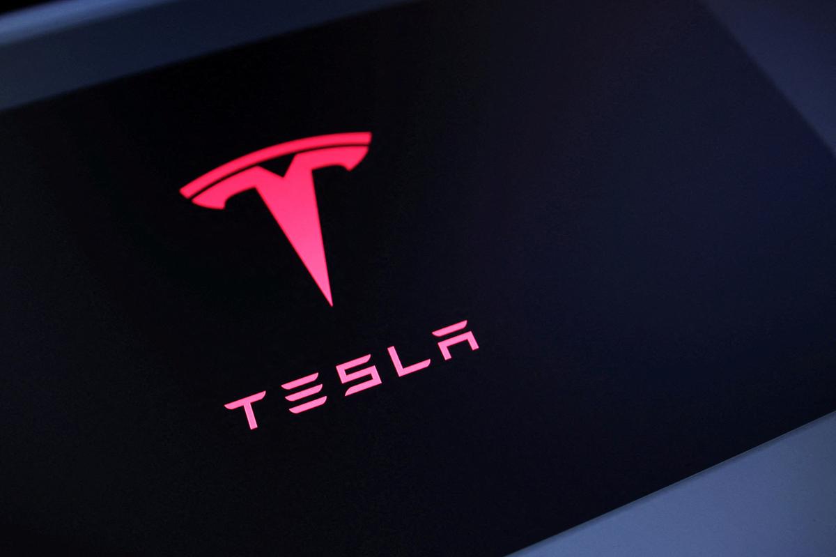 Tesla Settles Wrongful Death Lawsuit Over Crash That Killed Florida Teenager