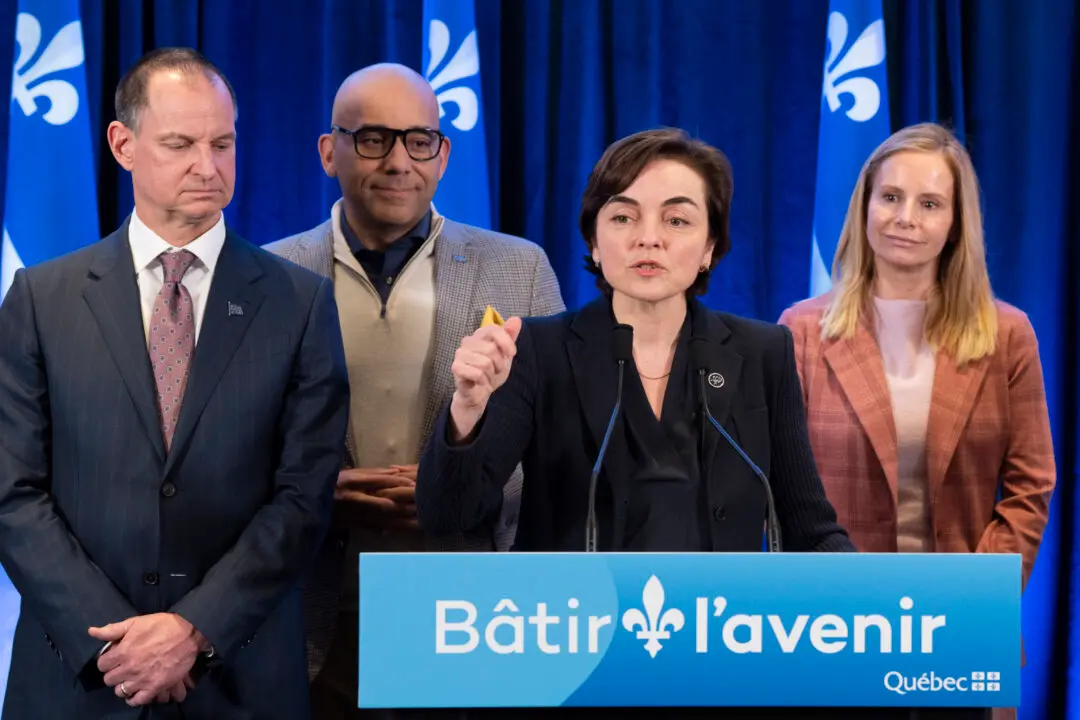 Quebec Premier Christine Fréchette Leans on Experience in Pre-Election Cabinet