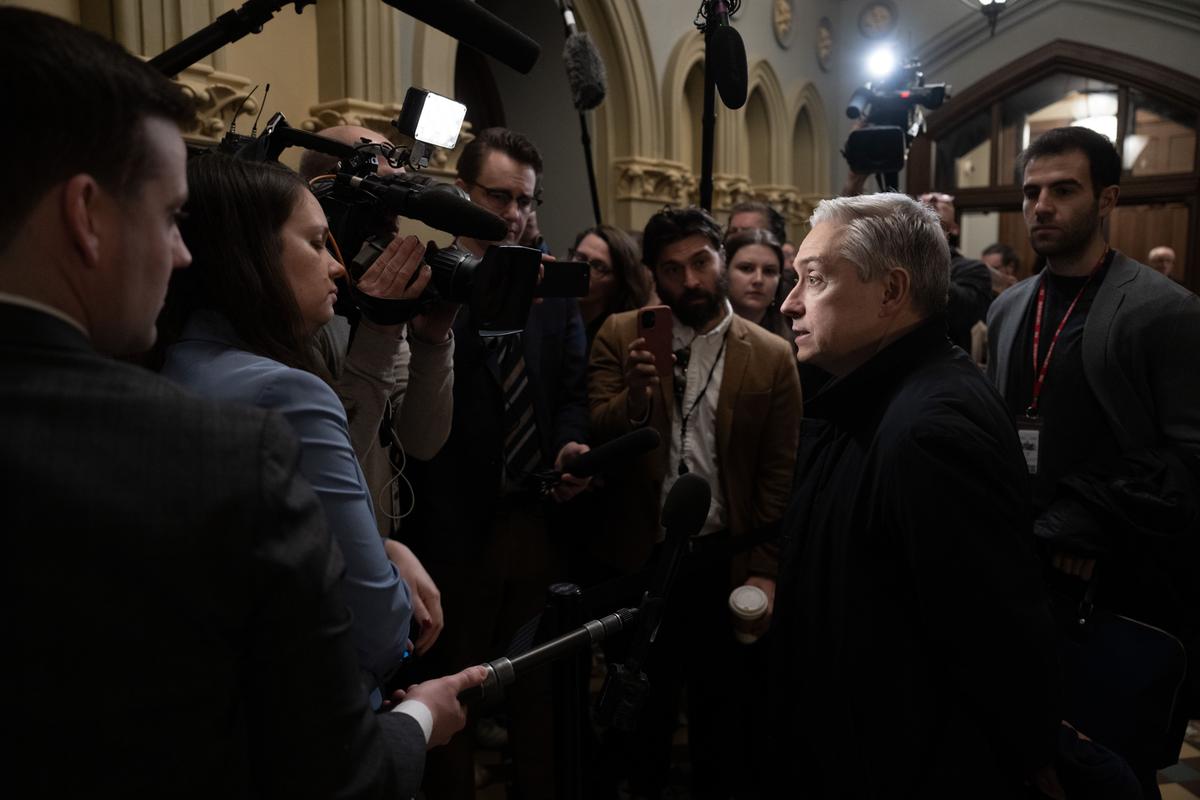 House Ethics Committee Votes to Question Finance Minister on Alto Connection