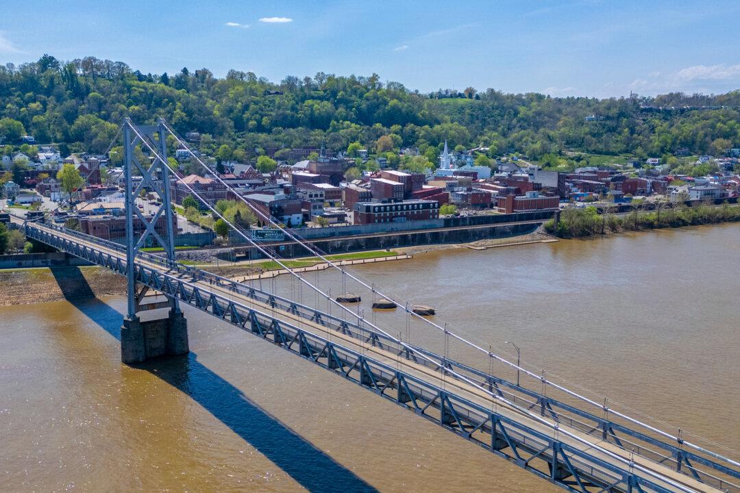 An aerial view looking south over the Ohio River, which separates Kentucky and Ohio, in Maysville, Ky., on April 10, 2026. (Glenn Hartong for The Epoch Times)
