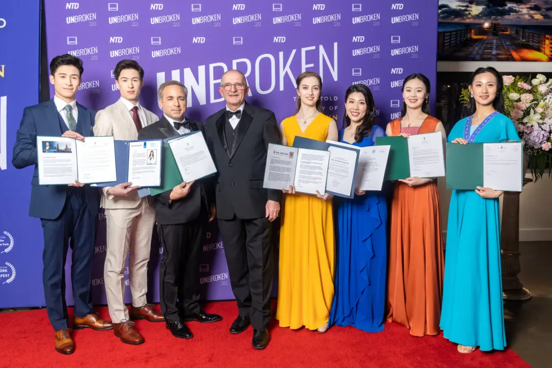 Canadian Premiere of ‘Unbroken: The Untold Story of Shen Yun’ Documentary Lauded by MPs