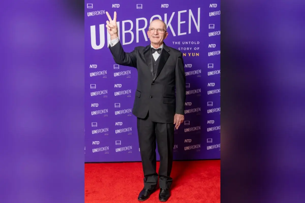 Former MP Wladyslaw Lizon at the Canadian premiere of the documentary, "Unbroken: The Untold Story of Shen Yun." (Courtesy of Alex Gurevich)