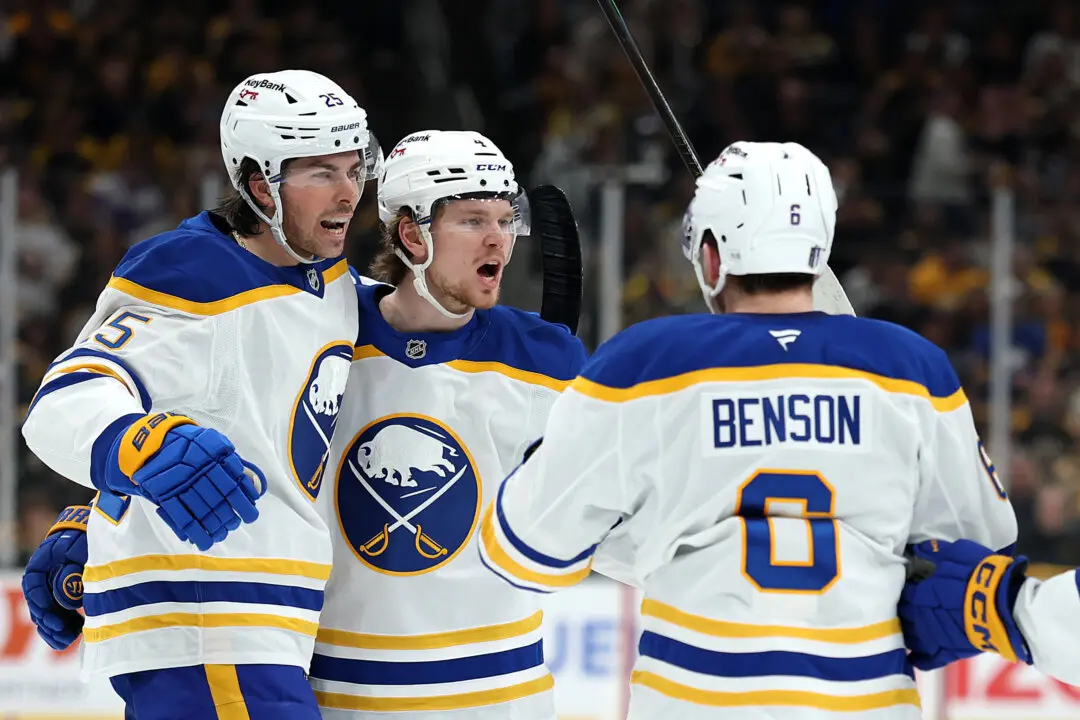Sabres Topple Bruins 3–1 in Game 3, Score Three Unanswered Goals in Third Period