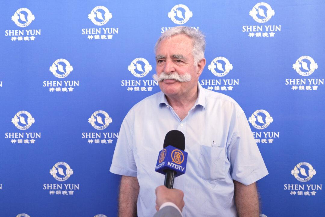 Toulouse Audience Describes Shen Yun as ‘Superb,’ ‘Magical,’ ‘Extraordinary’