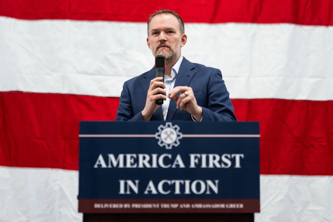 Trump’s Trade Czar Says US Looking to Work With Canada on Energy: Sources