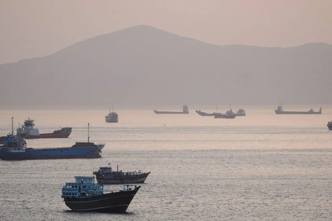 Bulk Carrier Attacked by Small Craft Near Strait of Hormuz, Crew Safe: UK Maritime Agency