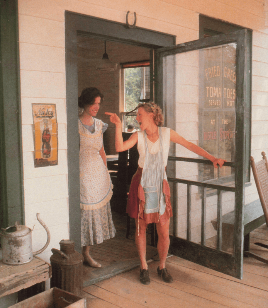 Ruth (Mary-Louise Parker, L) and Idgie (Mary Stuart Masterson) are best friends, in "Fried Green Tomatoes." (Universal Pictures