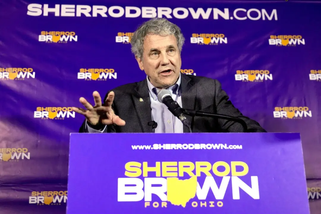 Sherrod Brown Wins Ohio Democratic Primary in Bid to Reclaim US Senate Seat