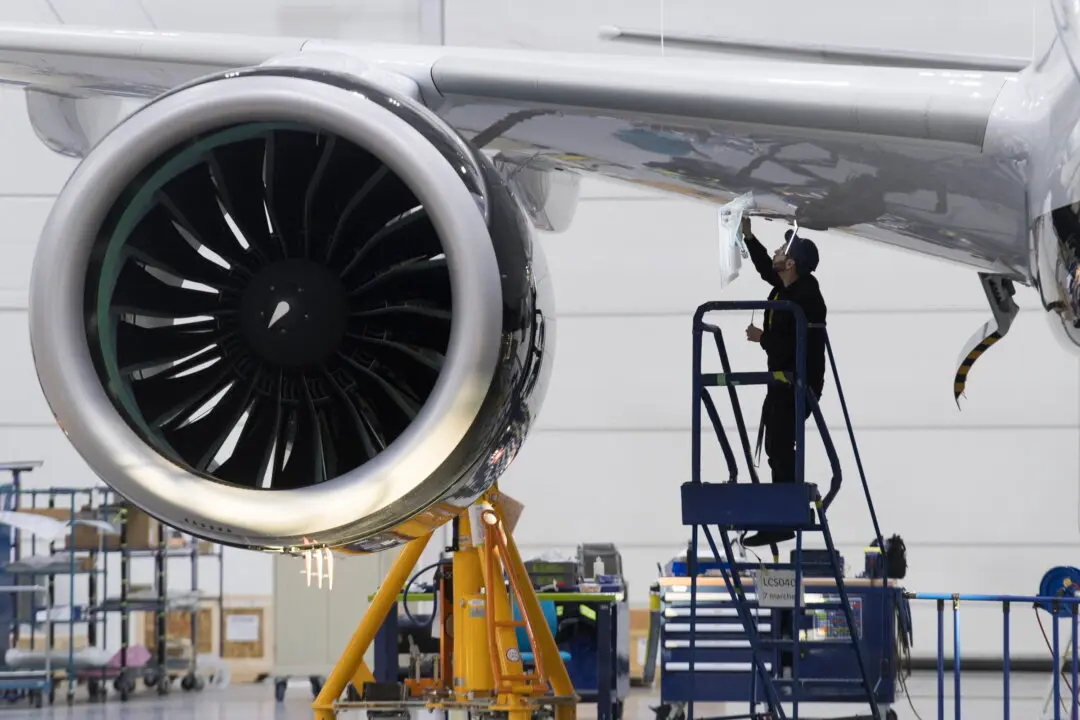 Airbus Secures 150-Plane Order With AirAsia in Boon for Quebec Aviation