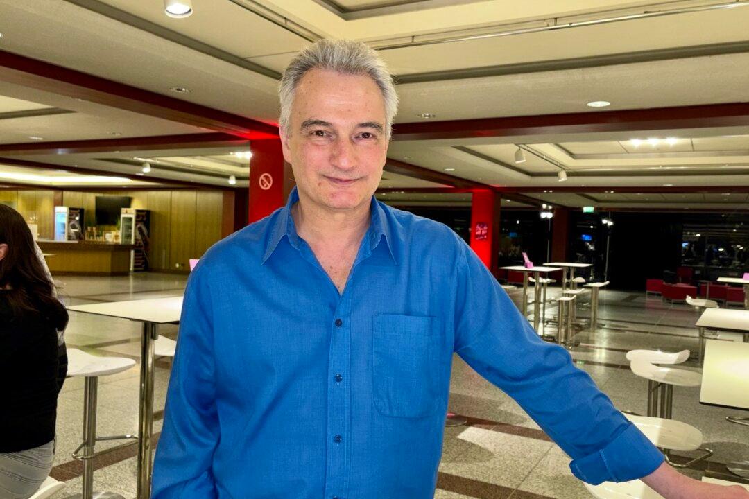 Fourth-Time Viewer Says Shen Yun Revives Lost Values