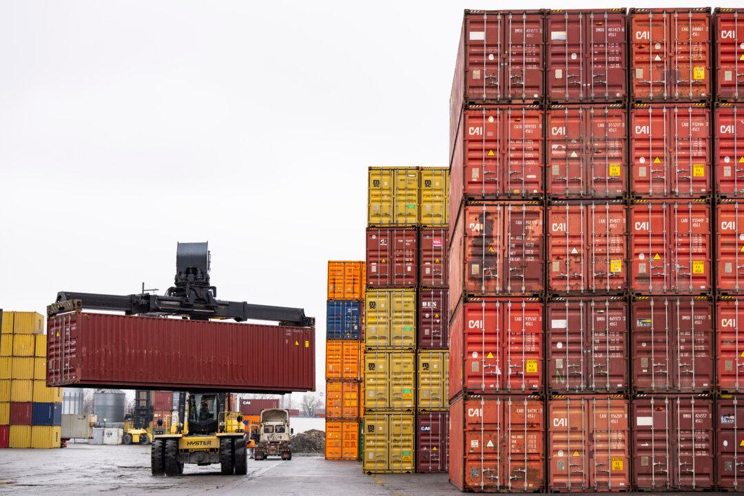 Finance Canada Faces Large Backlog of Requests for Tariff Relief: Documents