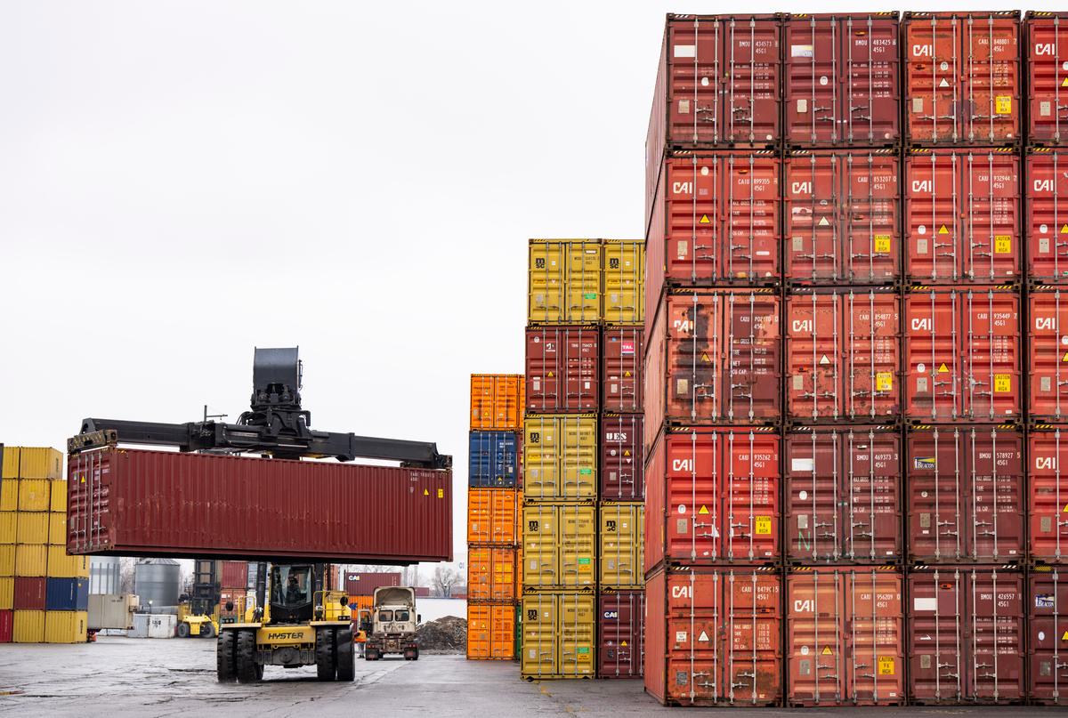 Finance Canada Faces Large Backlog of Requests for Tariff Relief: Documents