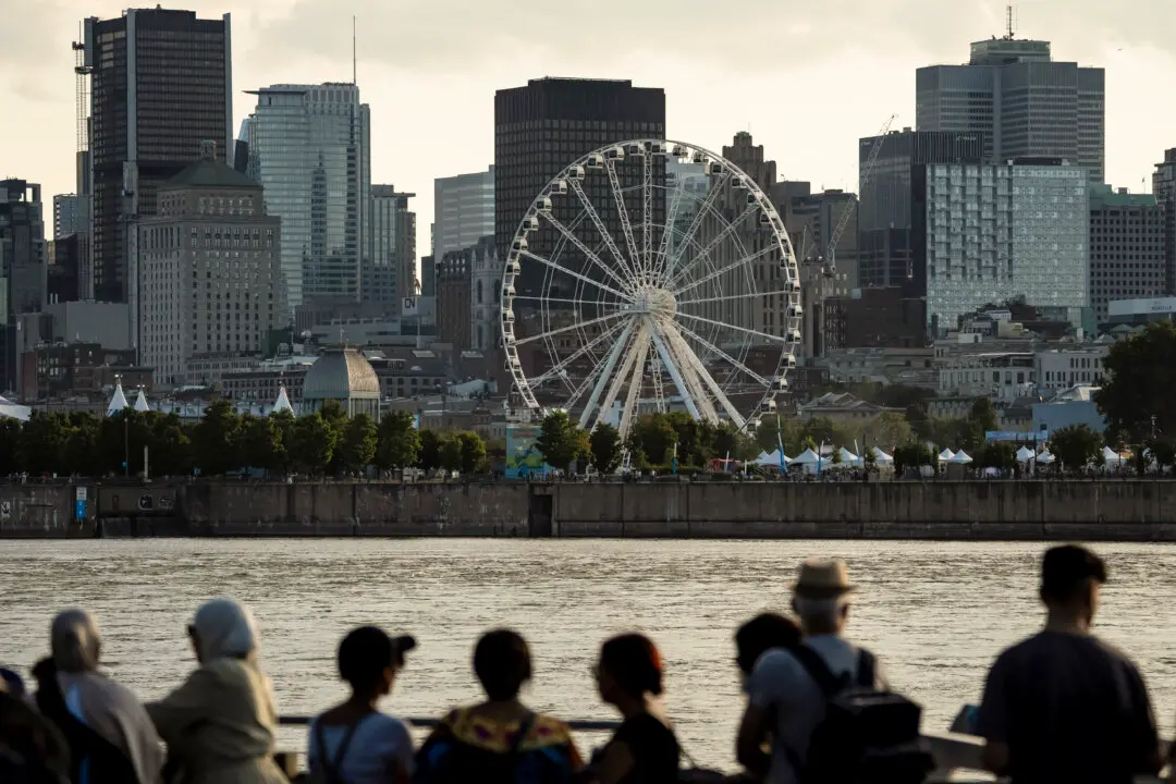 Quebec Politicians Say Montreal Is ‘Logical’ Choice to Headquarter New Defence Bank