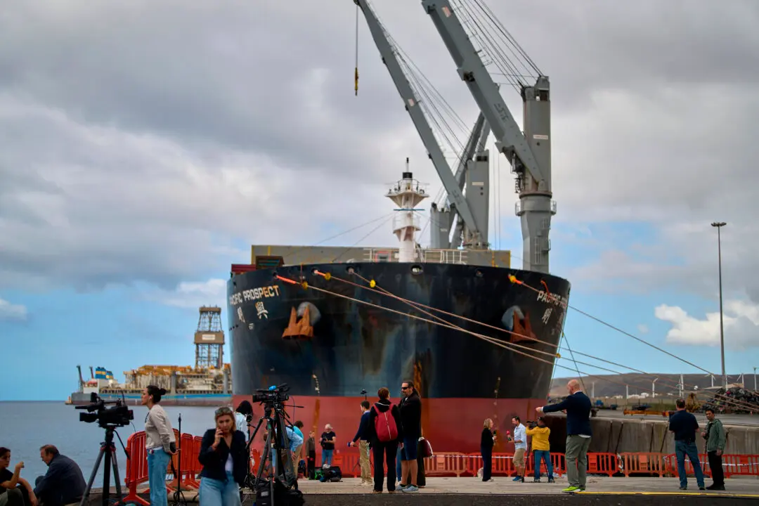 Remaining Canadians on Cruise Ship at the Centre of Hantavirus Outbreak to Disembark