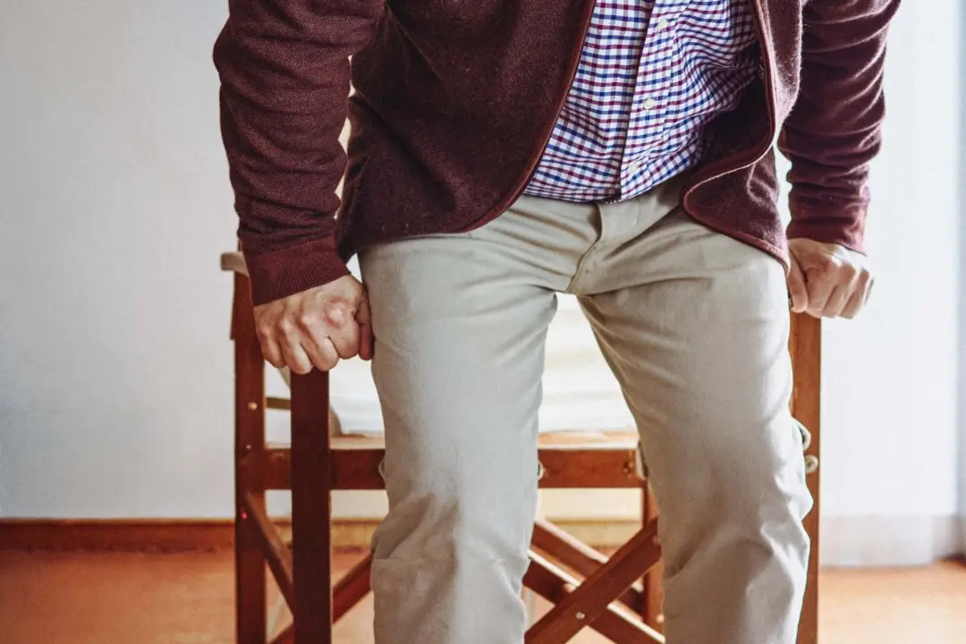 Difficulty Rising From a Chair May Indicate Future Lower Quality of Life