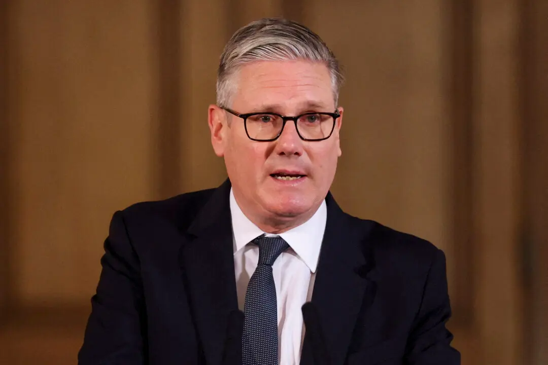 UK’s Starmer Doubles Down on Pledge to Stay in Office as Pressure Mounts