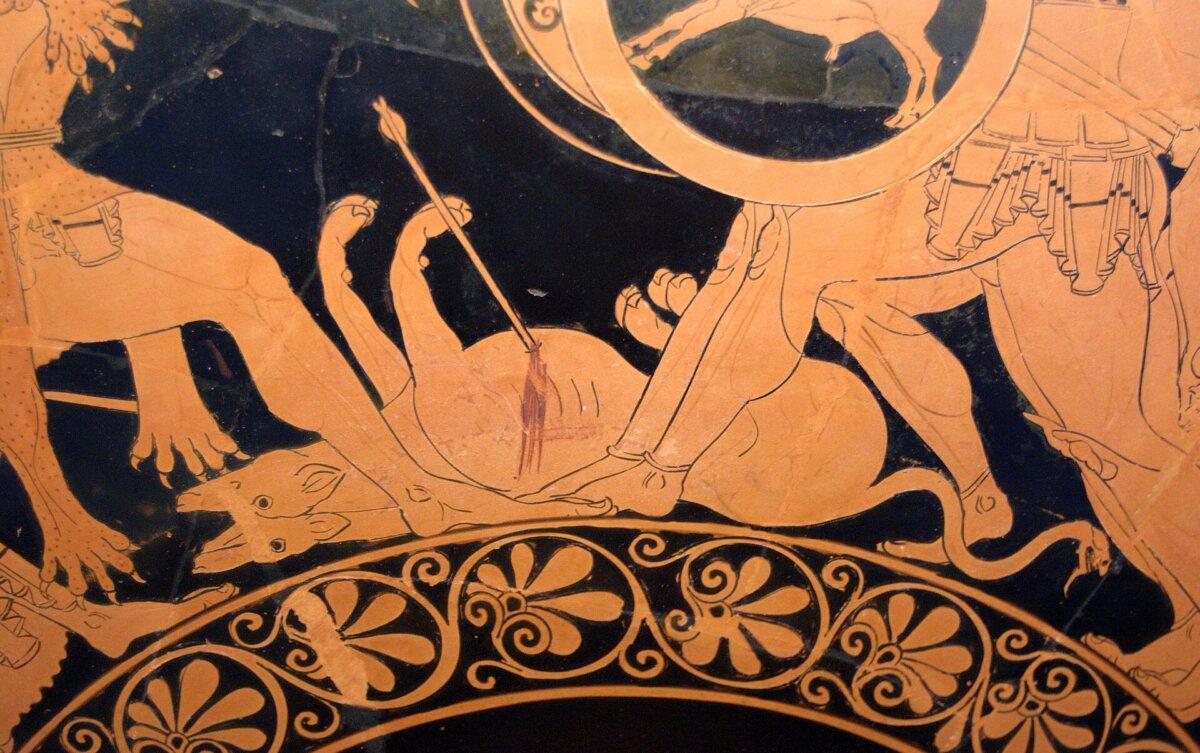 The two-headed Orthrus, with a snake tail, lying wounded at the feet of Heracles (left) and the three-bodied Geryon (right). Detail from a red-figure kylix by Euphronios, 550–500 B.C., Staatliche Antikensammlungen, Munich, Germany. (Public Domain)