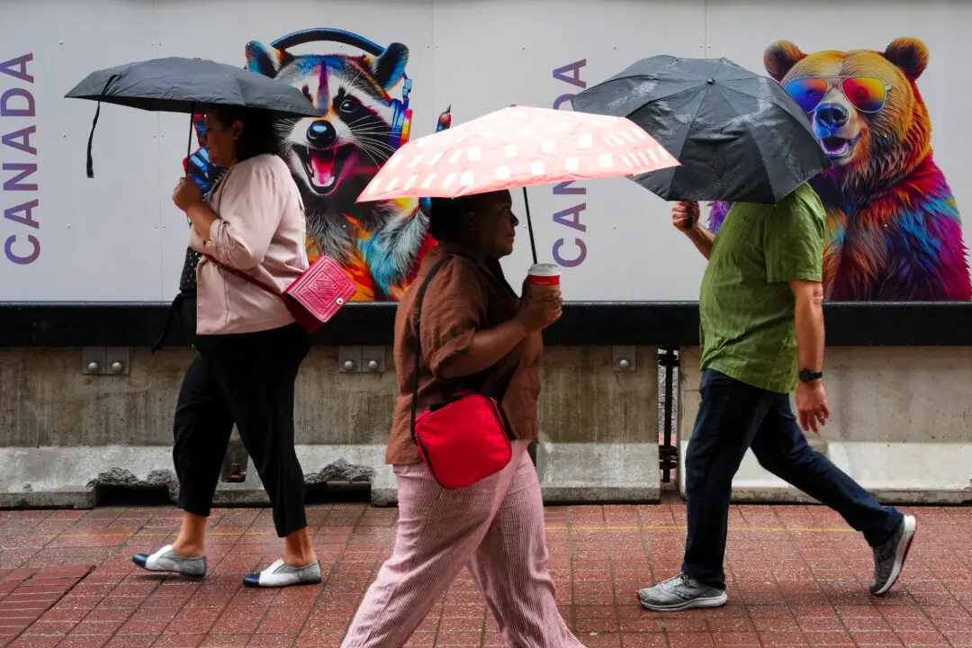 Around 6,200 Public Servants Apply for Early Retirement as Deadline Looms