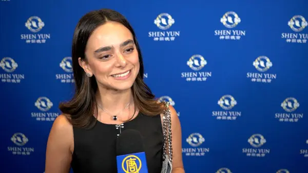 Shen Yun Shows Strength, Delicacy, and Fluidity, Says Ballet Dancer
