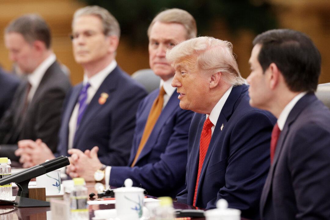 Trump Invites China’s Xi to September White House Meeting, Following Beijing Summit