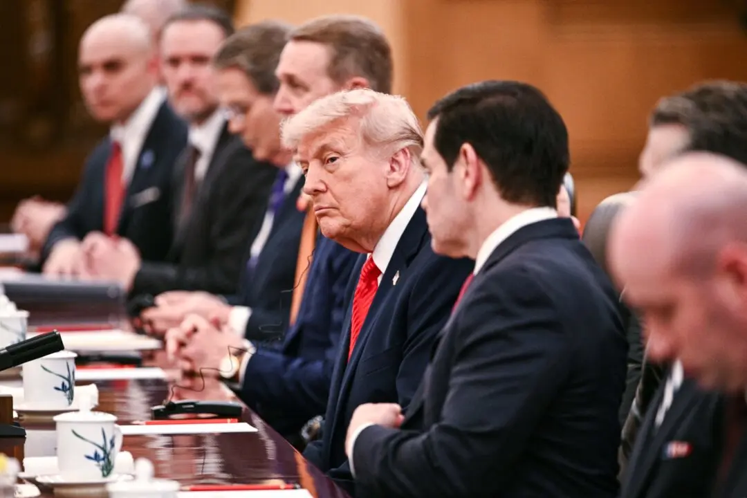 Trump, Xi to Meet for 2nd Day of Talks, With Discussion Expected on Taiwan, Iran, Purchases