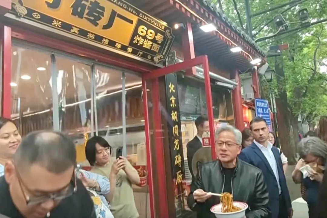 NVIDIA CEO Jensen Huang Eats Noodles on Streets of Beijing