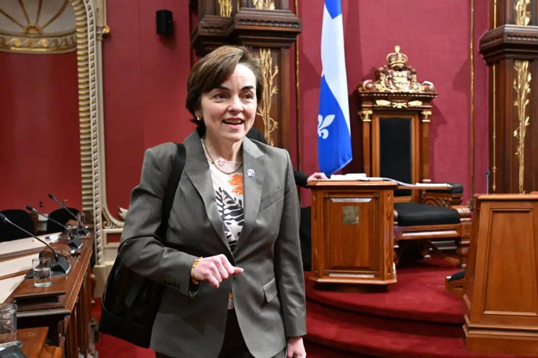 Quebec Premier Christine Fréchette to Meet Macron in Paris on Economic Mission