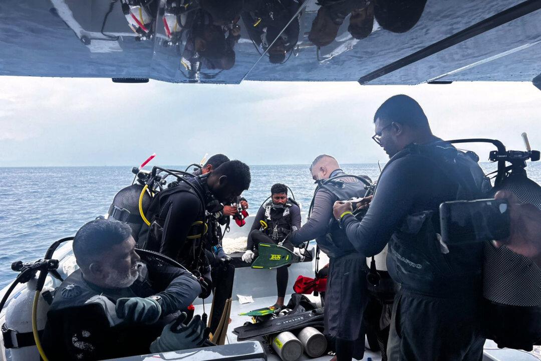 3 Finnish Divers Arrive in the Maldives to Remap the Search for the Bodies of 4 Italian Divers