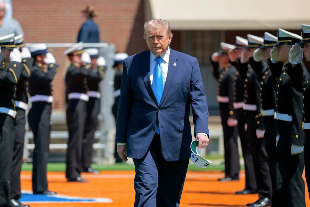 Trump Says He Will Speak Directly With Taiwanese President as US Considers Arms Sales