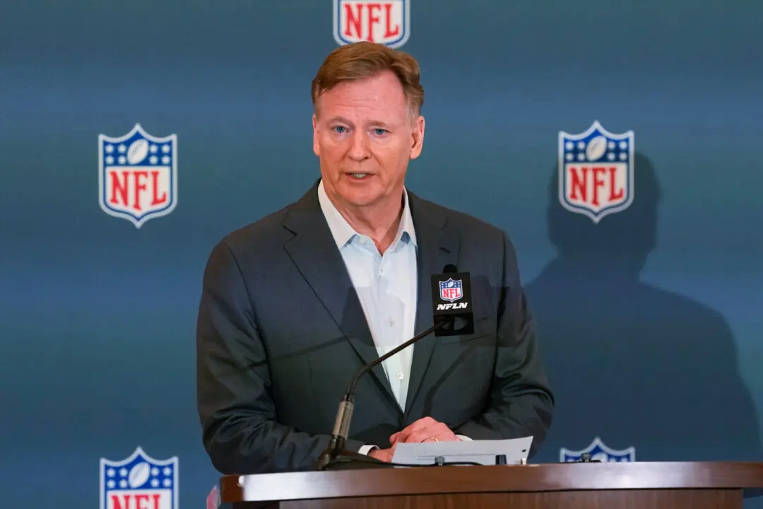 NFL Working With Florida AG on Probe Into Its Race-Based Hiring Practices