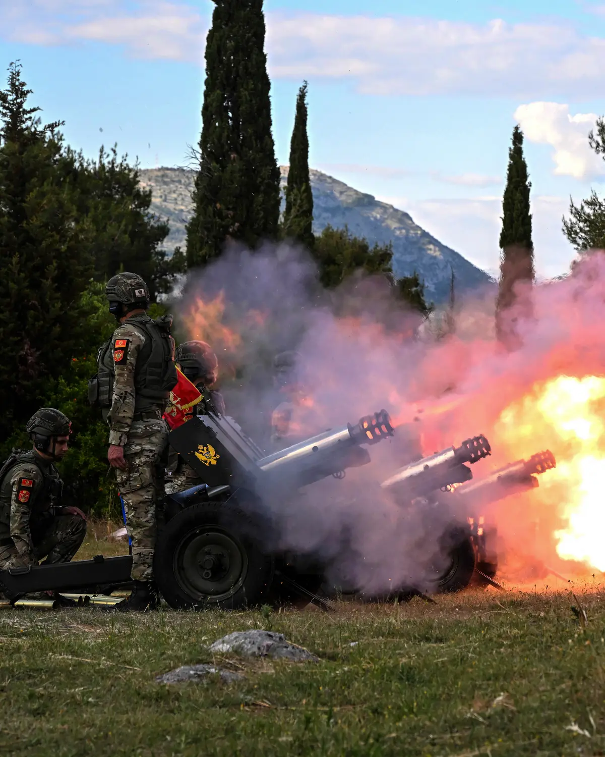 Day in Photos: Montenegro Marks Independence, Raúl Castro Indicted, and Academy Commencement Ceremony