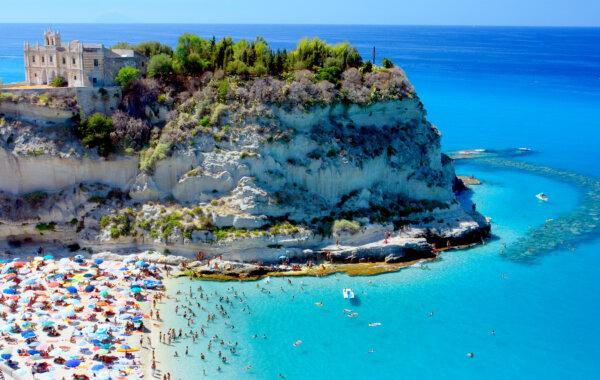 10 Most Relaxing Beaches in the World: Only 2 Are in the US