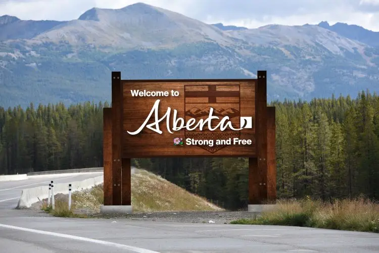 Alberta Trades ‘Wild Rose Country’ Slogan for ‘Strong and Free’ on Welcome Signs