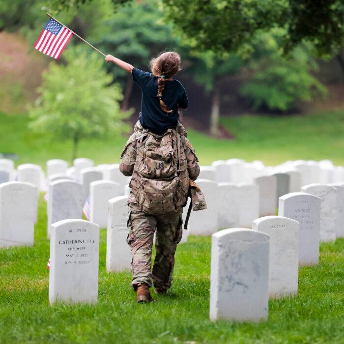 Day in Photos: Memorial Day Preparations, Starship V3 Launch, and Allied Forces Exercise