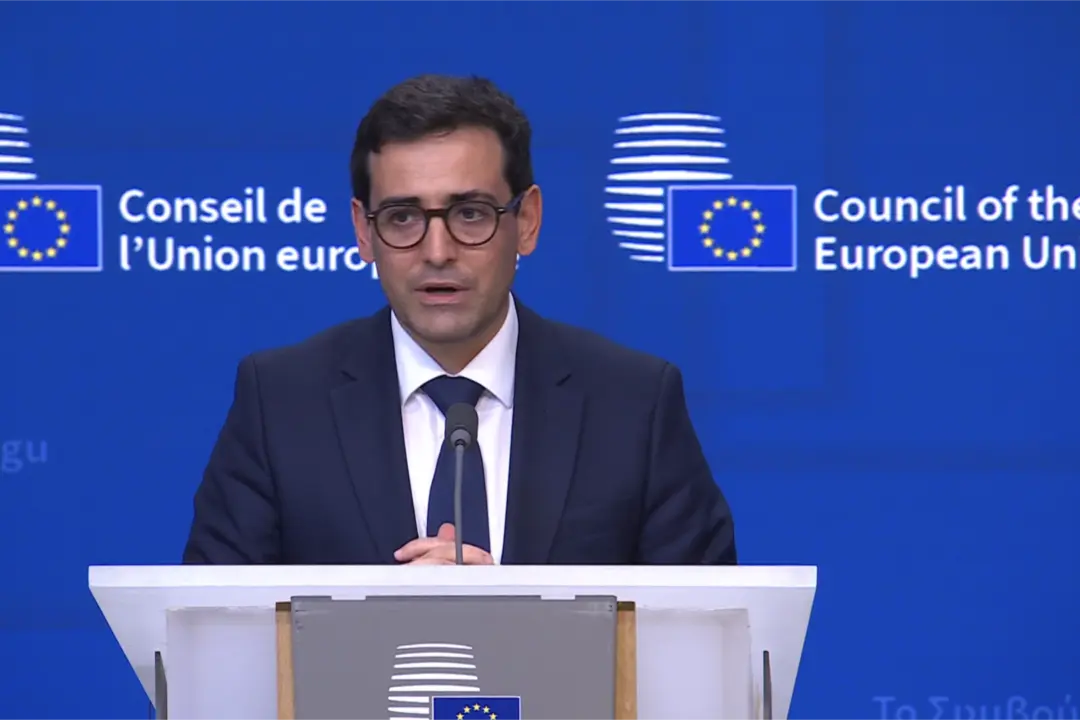 EU Urges Companies to Cut Reliance on China-Dominated Supply Chains
