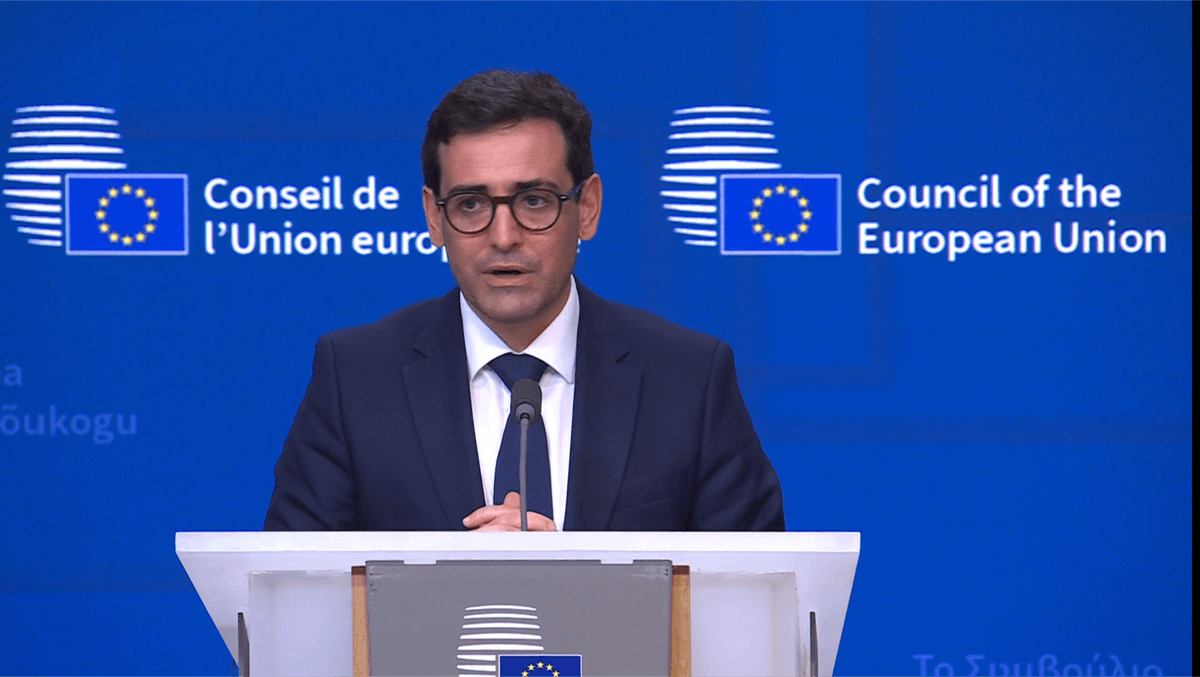EU Urges Companies to Cut Reliance on China-Dominated Supply Chains