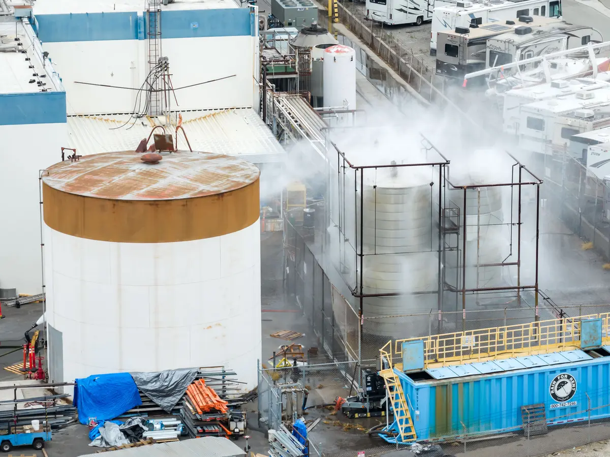 Potential Crack in Chemical Tank May Lower Explosion Risk, California Official Says