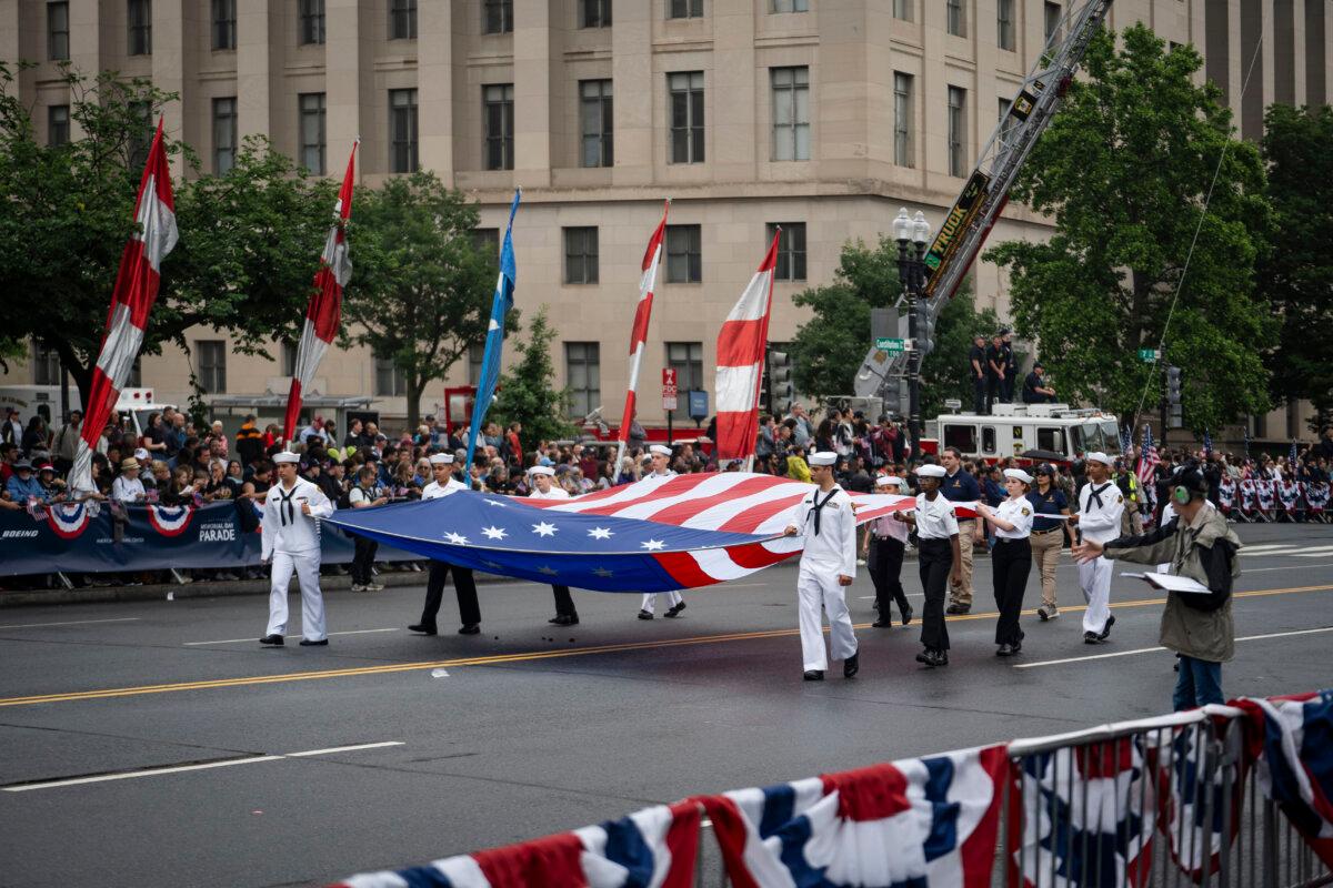 The National Memorial Day parade in Washington on May 25, 2026. (Madalina Kilroy/The Epoch Times)
