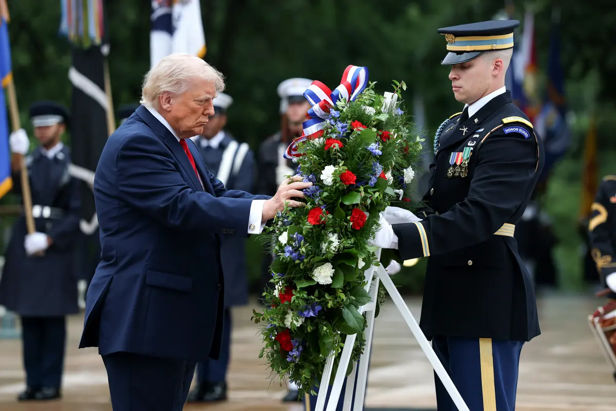 Trump Honors 13 US Service Members Who Died in Iran Conflict on Memorial Day