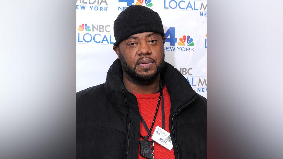 ‘30 Rock’ Star Grizz Chapman Dies at 52 Following Years-Long Health Struggles