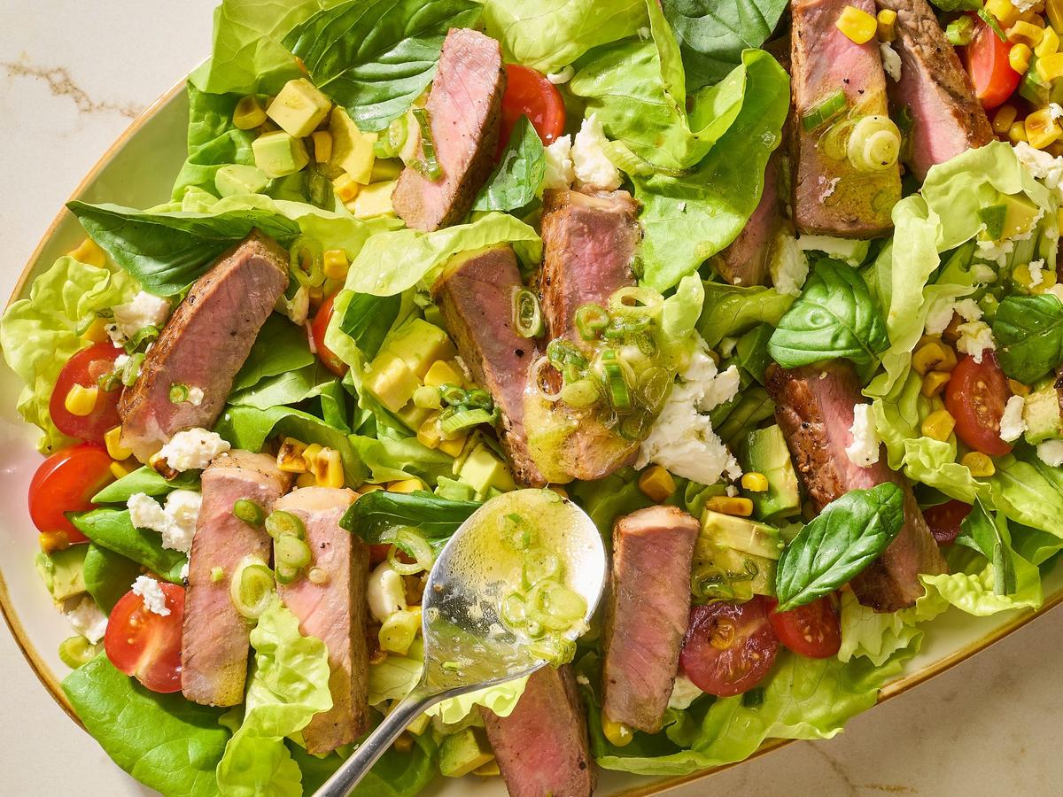 This Fresh, Flavorful Steak Salad Is a Satisfying Meal